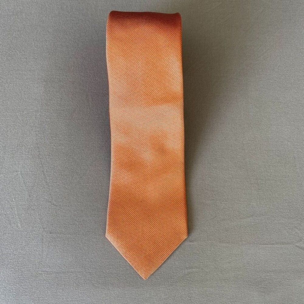 Hugo Boss 100% Silk Tie Peach Orange Solid Textured Made In Italy 58"